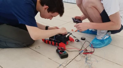 Una prova di talento! La nostra “Barca RC” realizzata dai ragazzi di 3B Informatica !